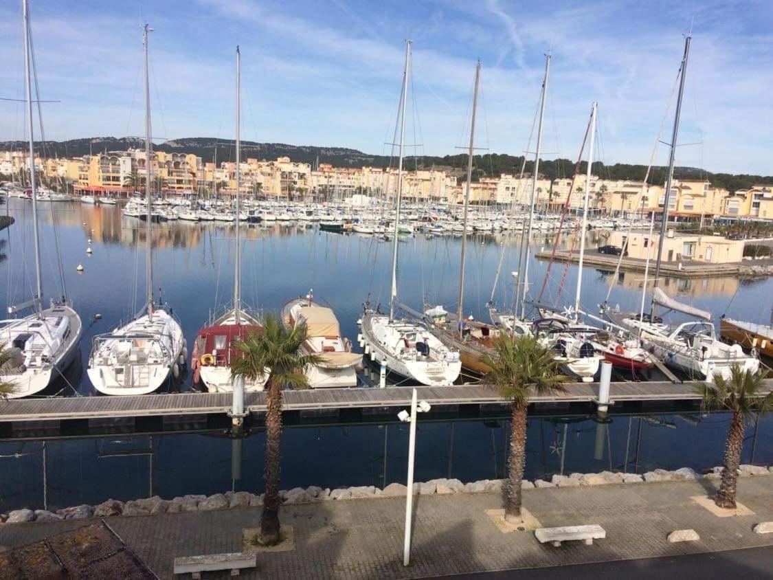 Gruissan Appartement Calme, Vue Sur Port De Plaisance -Clim, Empl.Parking Exterior foto